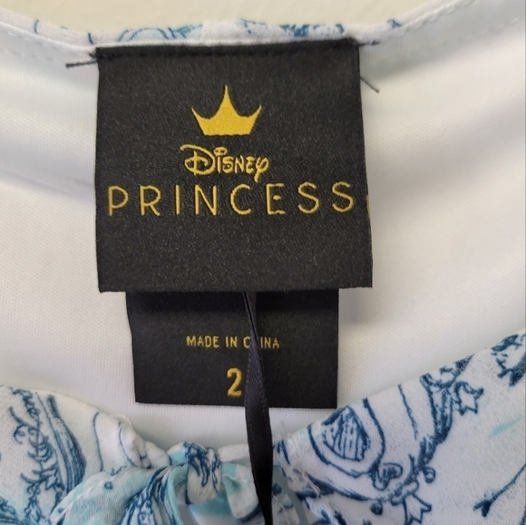 Torrid Disney Cinderella Sketches Flutter Cold Shoulder Top Blue 2X - Picture 8 of 11